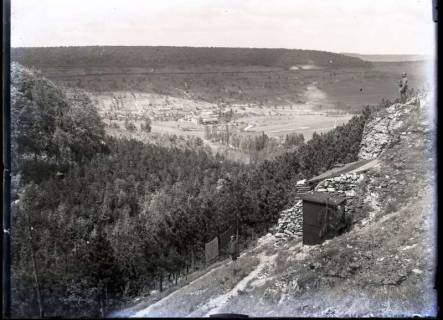 ARH NL Kageler 281, 1. Weltkrieg, militärische Stellung mit Blick auf Tal, Frankreich, zwischen 1914/1918