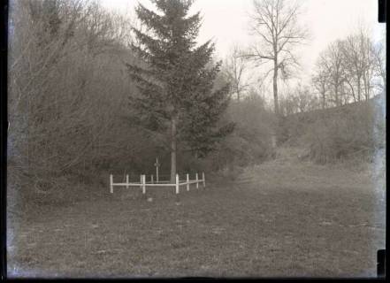 ARH NL Kageler 336,  1. Weltkrieg, Grab von 1870 in der Manee Schlucht, Frankreich, zwischen 1914/1918