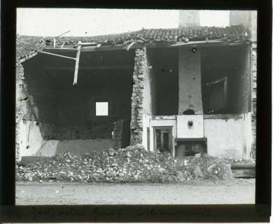 ARH NL Kageler 438, 1. Weltkrieg, zerstörtes Haus in Abaucourt, Frankreich, zwischen 1914/1918