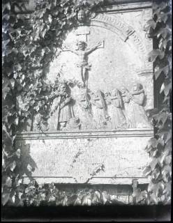 ARH NL Kageler 1066, Grabplatte an Kirche, Eimbeckhausen, ohne Datum