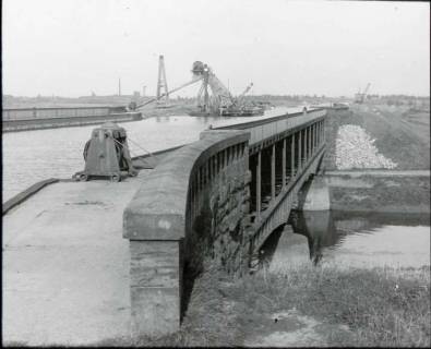 ARH NL Kageler 1234, Kanal über Leine, Seelze, ohne Datum