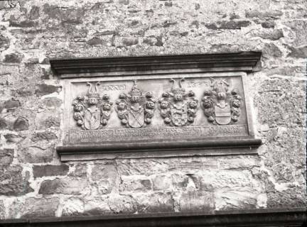 ARH NL Kageler 2134, Wappenstein an der Kirche, Hohenbostel, 1940