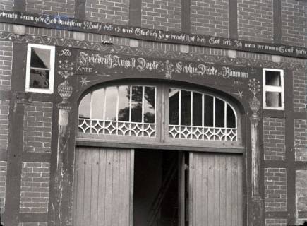 ARH NL Kageler 2567, Säulengeschmücktes Bauernhaustor, Gümmer, 1940