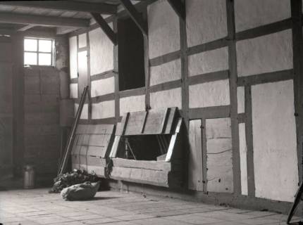 ARH NL Kageler 2643, Diele mit Futterklappen, Leveste, 1940