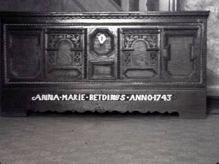 ARH NL Kageler 2766, Truhe von 1743, Stemmen, 1940