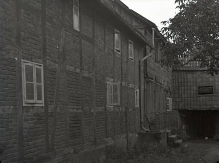 ARH NL Kageler 3113, Hausseite eines Bauernhauses mit Eingang, Redderse, 1940