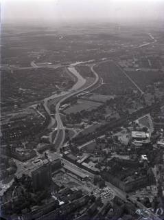 ARH NL Koberg 52, Luftbild von Hannover mit Königsworther Platz, Continental-Verwaltung, Bremer Damm, Universität und Technische Informationsbibliothek (TIB), 1965
