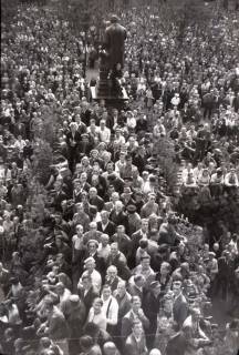 ARH NL Koberg 1045, Kundgebung der SPD auf dem Opernplatz, Hannover, 1946