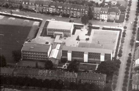 ARH NL Koberg 1117, Freiherr-vom-Stein Schule (heute Sophienschule an der Ecke Lüerstraße-Schackstraße), Oststadt, 1960