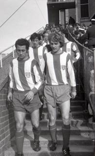 ARH NL Koberg 11764, Fußballspiel im Niedersachsenstadion, Hannover, 1971