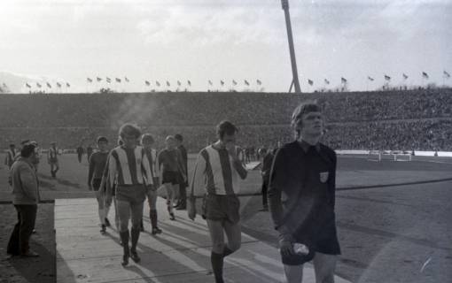 ARH NL Koberg 11768, Fußballspiel im Niedersachsenstadion, Hannover, 1971