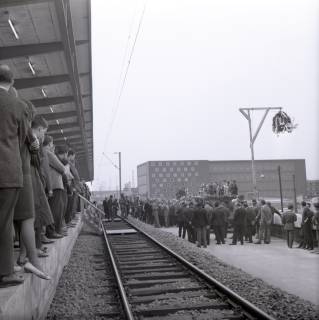 ARH NL Koberg 11901, Richtfest am Hauptbahnhof, Hannover, 1963