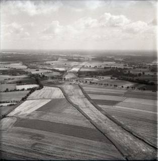 ARH NL Koberg 1245, Autobahnerstellung A352 (mit der zukünftigen Anschlussstelle Kaltenweide) in Blickrichtung Osten, Langenhagen, 1969