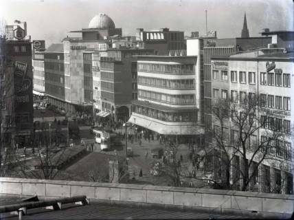 ARH NL Koberg 172, Blick von der Oper auf Kröpcke und Georgstraße, Hannover, wohl 1955