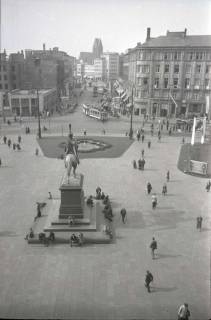 ARH NL Koberg 212, Ernst-August-Platz mit Ernst-August-Denkmal, Hannover, 1949