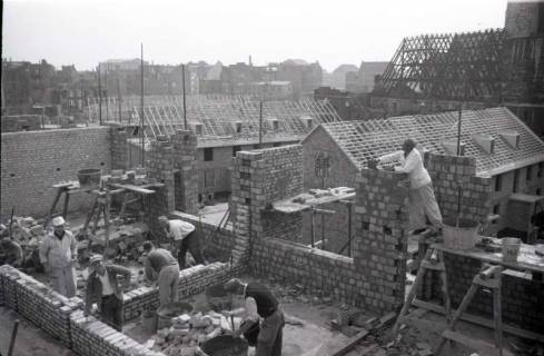 ARH NL Koberg 215, Bauarbeiten rund um die Kreuzkirche, Hannover, 1949