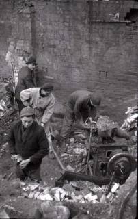 ARH NL Koberg 221, Räumung der Druckerei "Hannoversche Presse" in der Georgstraße, Hannover, 1949