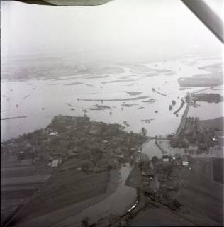 ARH NL Koberg 2227, Leinehochwasser, Neustadt a. Rbge., 1970