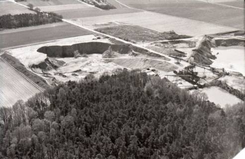 ARH NL Koberg 2441, Kiesabbau, Brelingen, 1974