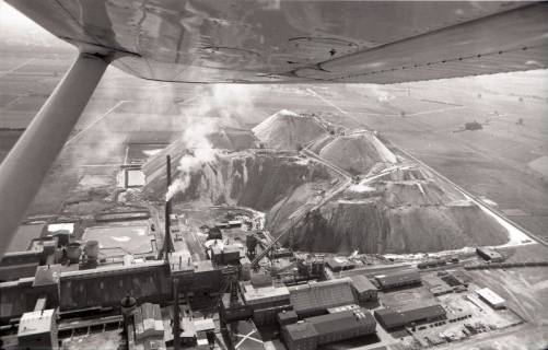 ARH NL Koberg 2574, Kaliwerk und Abraumhalde, Lehrte, 1971