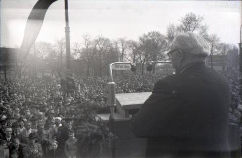 ARH NL Koberg 3042, Maikundgebung des DGB mit Ministerpräsident Kopf auf dem Klagesmarkt, Hannover, 1952