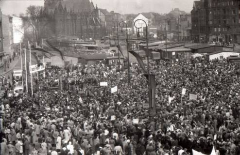 ARH NL Koberg 3046, Maikundgebung des DGB auf dem Klagesmarkt, Hannover, 1952