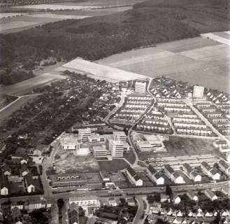 ARH NL Koberg 3810, Universität und Wohnhäuser, hinten Galgenberg, Hildesheim, 1972