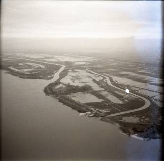 ARH NL Koberg 3916, Hochwasser der Weser, bei Brake (Unterweser), 1962