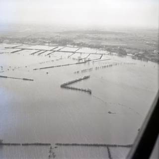 ARH NL Koberg 3997, Hochwasser, Achim, 1962