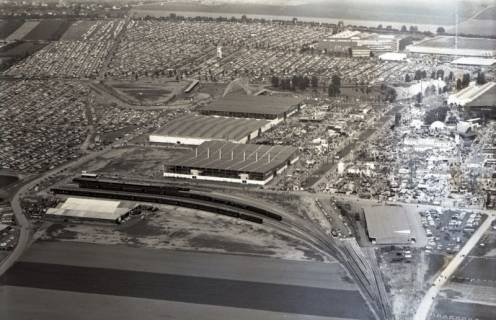 ARH NL Koberg 4193, Messe und Parkplatz, Hannover, 1961