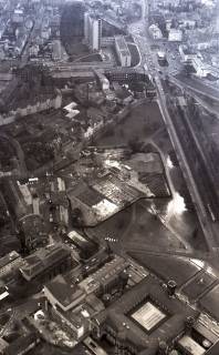 ARH NL Koberg 4313, Königsworther Platz und Continental-Hochhaus, unten Hauptgebäude der Technischen Hochschule (heute Leibniz Universität) und Bau der TIB, Nordstadt, 1961