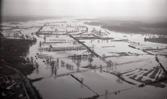 ARH NL Koberg 4443, Hochwasser der Leine, zwischen Schloss Ricklingen und Bordenau, 1960