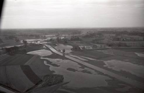 ARH NL Koberg 4515, Ausbau und Wasserregelung im Gebiet der Großen Aue, zwischen Bahrenburg und Bad Holzhausen, 1960