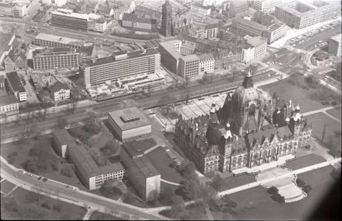 ARH NL Koberg 516, Rathaus, Aegidienkirche und Hotel Intercontinental, Hannover, 1965