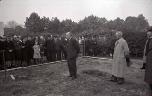 ARH NL Koberg 542, Grundsteinlegung Erich-Klabunde-Hof, Herrenhausen, 1948