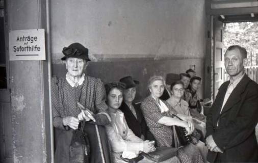 ARH NL Koberg 551, Erste Dienststelle der Stadt Hannover für Soforthilfe am Lindener Markt, Hannover, wohl 1948