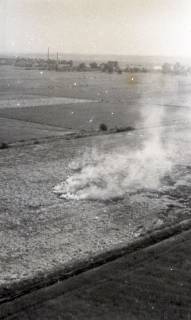 ARH NL Koberg 6015, Felder mit Rauch (?), 1958