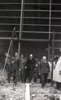 ARH NL Koberg 6699, Vorbesichtigung des heutigen Messegeländes, Hannover, 1947