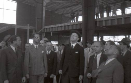 ARH NL Koberg 6711, Vorbesichtigung des heutigen Messegeländes, Hannover, 1947