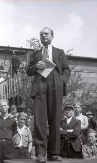 ARH NL Koberg 6725, Aufsichtsratvorsitzender Alfred Kubel beendet den Messestreik, Hannover, 1948