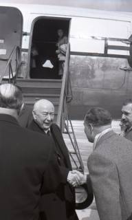 ARH NL Koberg 7061, Ankunft auf dem Flughafen Langenhagen, Hannover, 1953