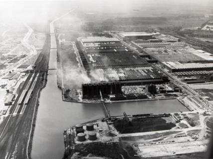 ARH NL Koberg 7151, VW-Werk Wolfsburg mit Mittellandkanal, 1960
