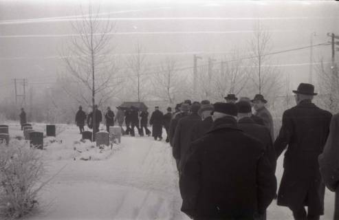 ARH NL Koberg 826, Rituelle Beisetzung eines Zimmermannes, 1964