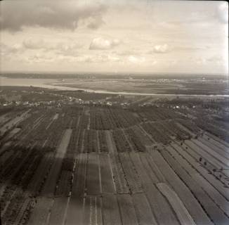ARH NL Koberg 8408, Obstplantagen im Alten Land, 1957