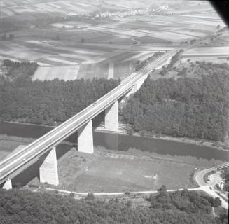 ARH NL Koberg 8619, Autobahnbrücke über die Werra bei Hedemünden , 1957