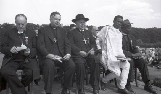 ARH NL Koberg 9323, Bischöfe bei der Lutherischen Weltbundtagung, Hannover, 1952
