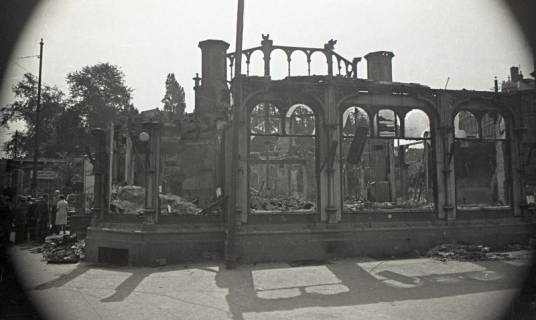 ARH NL Koberg 9417, Zerstörtes Café Kröpcke, Hannover, 1943