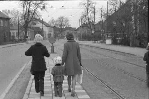 ARH NL Koberg 943, Straßenbahnhaltestelle, Gleidingen, 1974