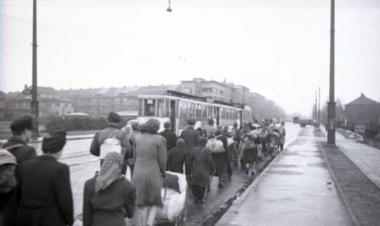 ARH NL Koberg 9457, Geflüchtete, Hannover, 1946