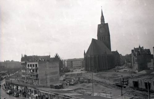 ARH NL Koberg 9659, Altstadt mit Marktkirche und Altem Rathaus, Hannover, 1953